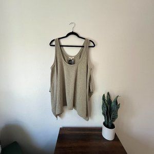 NWT Oli & Hali Oversized Cream Tank, Small
